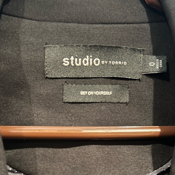 Studio by Torrid peplum blazer - Picture 5 of 5